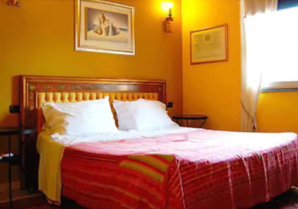 Castello D'Urso Somma B&B Catania Exterior foto