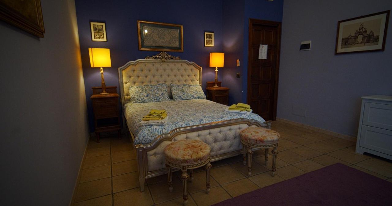 Castello D'Urso Somma B&B Catania Exterior foto